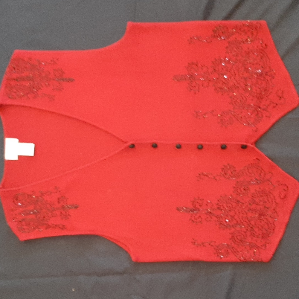 Koret acrylic/wool sweater vest size 8 ladies, red with black beaded design NWOT